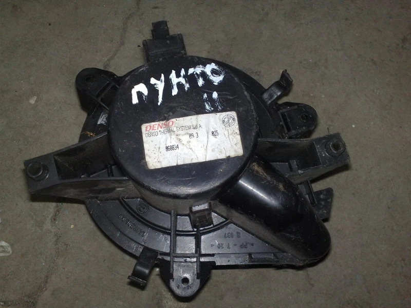 Вентилатор парно за Фиат Пунто