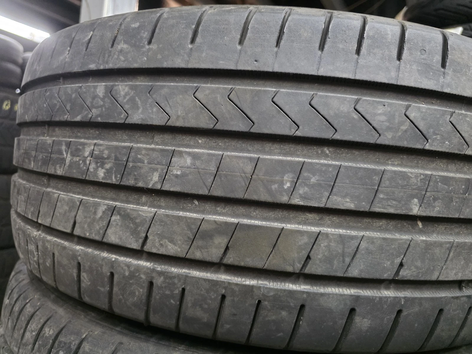 Гуми Летни 245/45R18