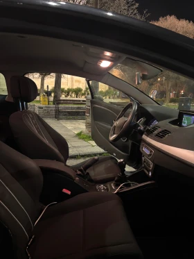 Renault Megane 1.6 dci ОБСЛУЖЕНА, снимка 5