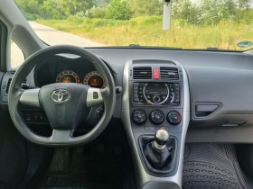 Toyota Auris 1.33, снимка 8