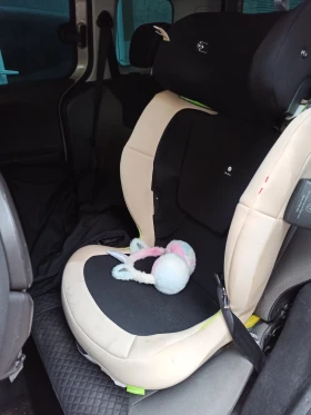 Ford Courier 1.6tdci 5места 95hp - 8999 лв. / 4601.12 € - 25564759 6