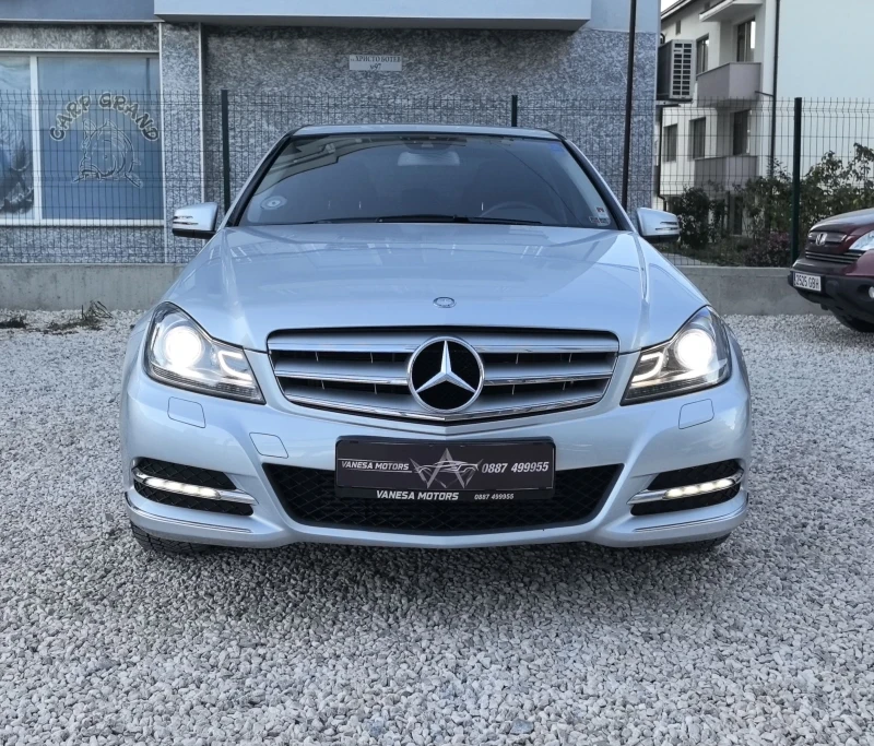 Mercedes-Benz C 220 С-История Avangarde 179.000км , снимка 2 - Автомобили и джипове - 47896605