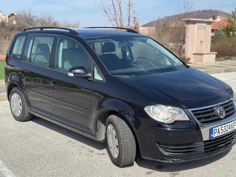 VW Touran, снимка 1 - Автомобили и джипове - 49492935