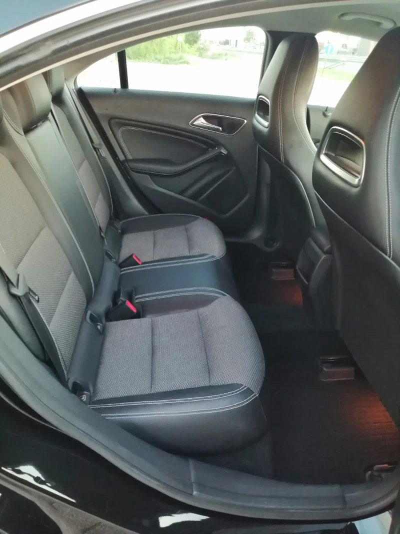 Mercedes-Benz CLA 180 CDI НАВИ КОЖА ЕВРО6, снимка 12 - Автомобили и джипове - 50178063