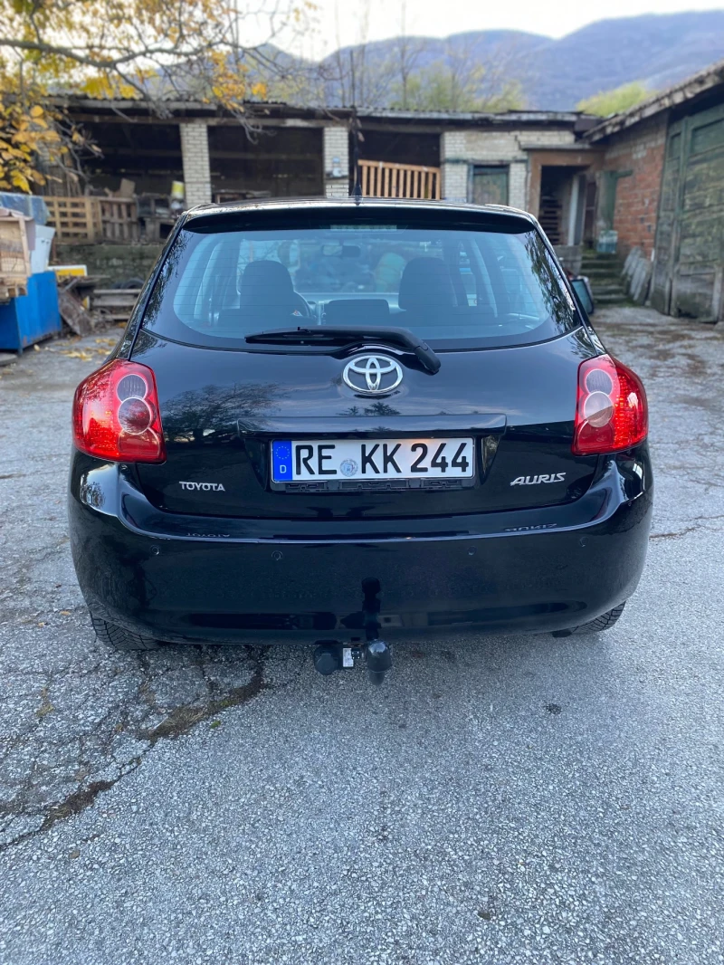 Toyota Auris 1.6 АВТОМАТИК, снимка 5 - Автомобили и джипове - 52403311
