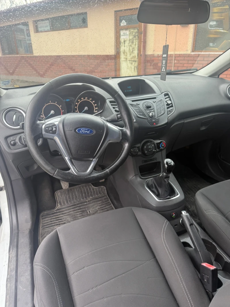 Ford Fiesta 1.25i газ, снимка 10 - Автомобили и джипове - 52685804