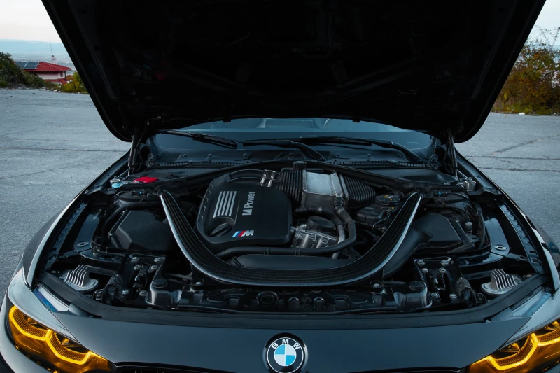 BMW M4 Competition EU, снимка 12 - Автомобили и джипове - 53064056