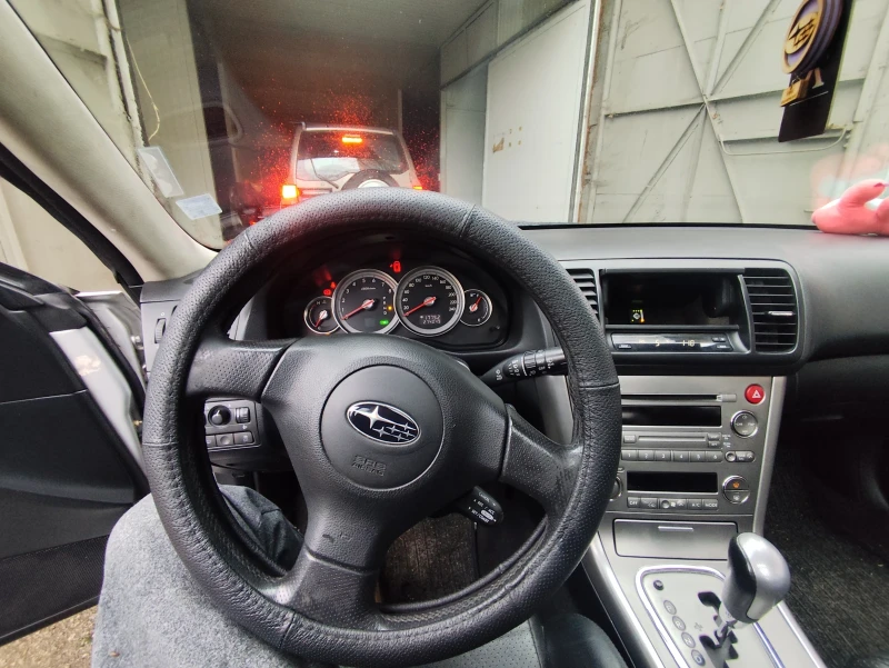 Subaru Legacy 2.5 газ/бензин , снимка 8 - Автомобили и джипове - 53586688
