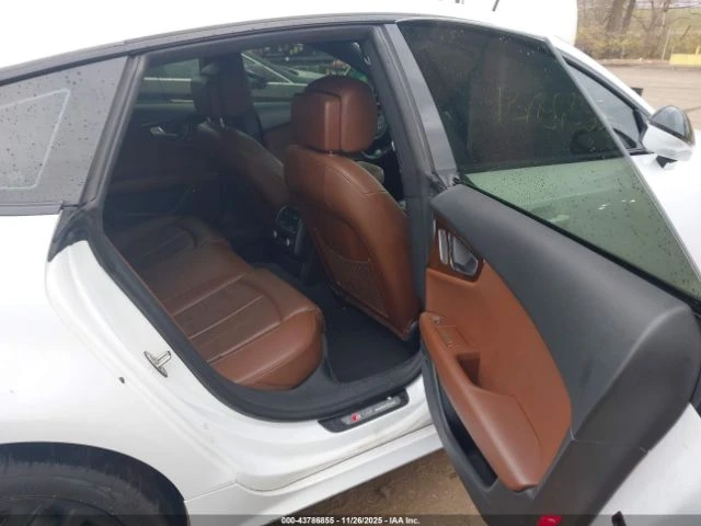 Audi A7 3.0T* MATRIX* BOSE* S* LINE* КАМЕРА* КЕЙЛЕС* , снимка 10 - Автомобили и джипове - 54148015