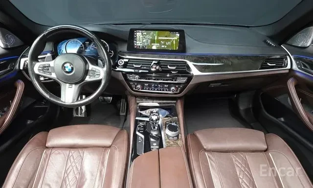 BMW 540 XDRIVE / MSPORT / SWAROVSKI / 360 / ОБДУХ / ЛИЗИНГ, снимка 7 - Автомобили и джипове - 55495217