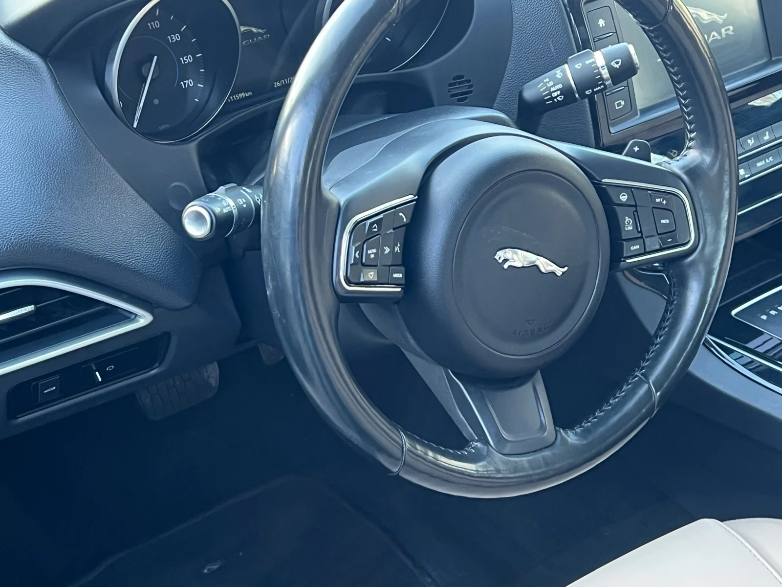 Jaguar XE 2.0 Turbo, Navi, Byala Koja | Mobile.bg   11