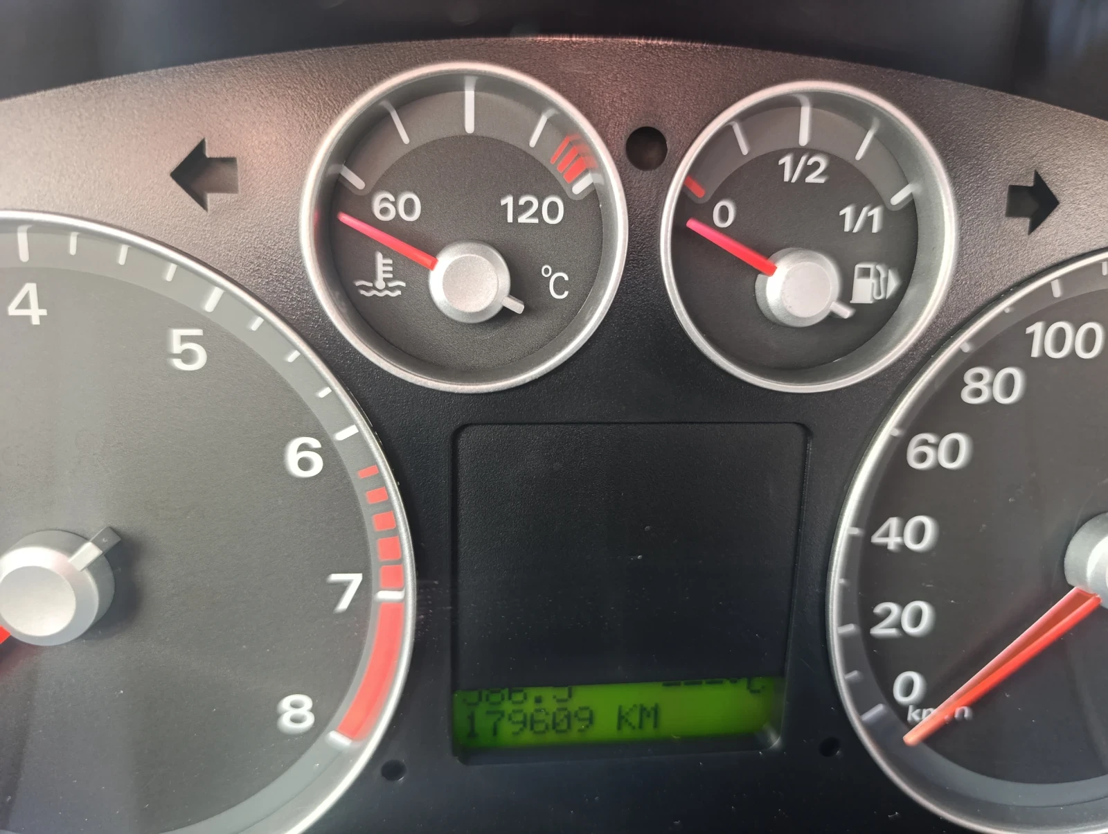 Ford Focus Форд фокус 1.6 101К.С - изображение 10