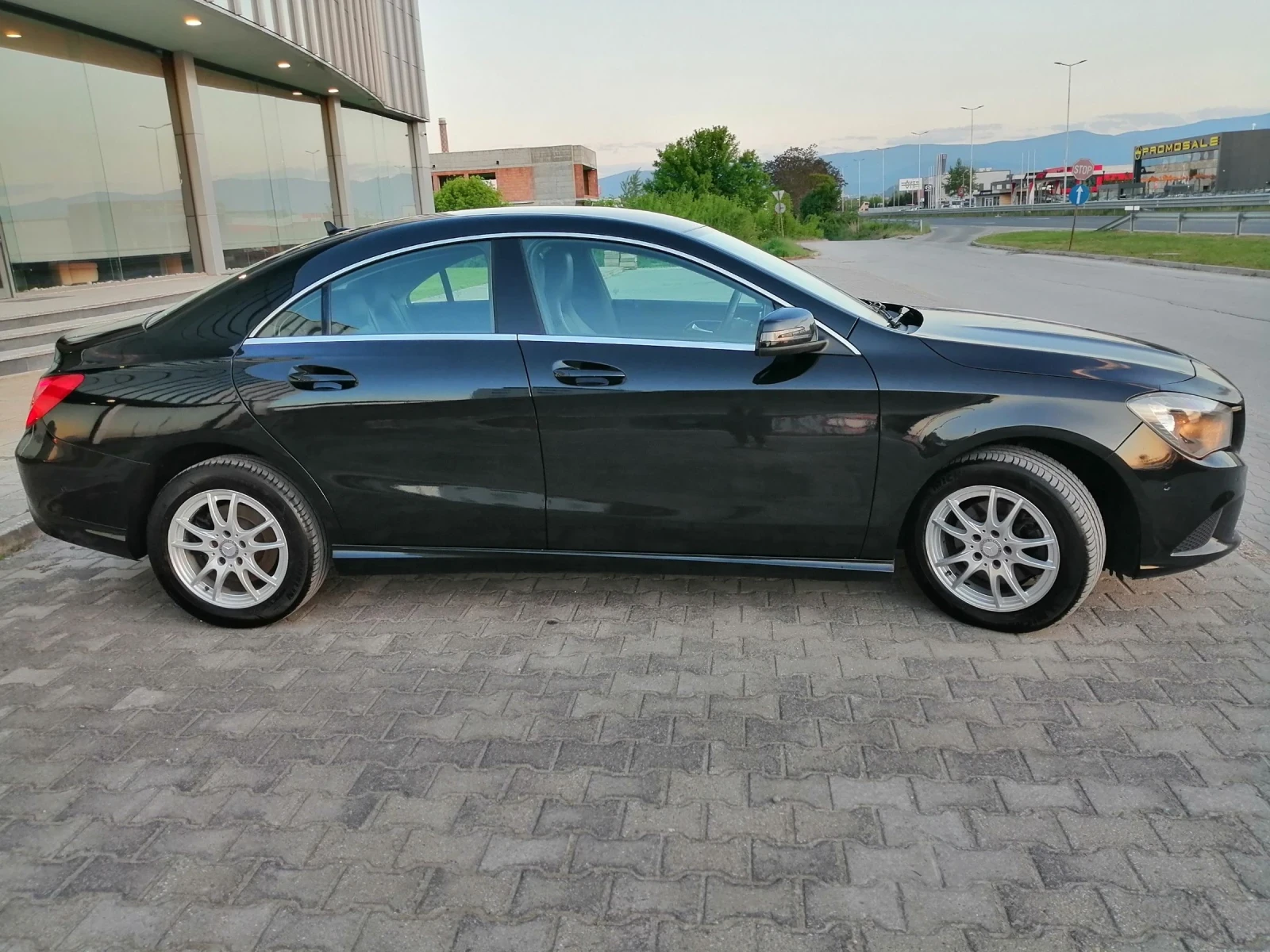 Mercedes-Benz CLA 180 CDI НАВИ КОЖА ЕВРО6 - изображение 4
