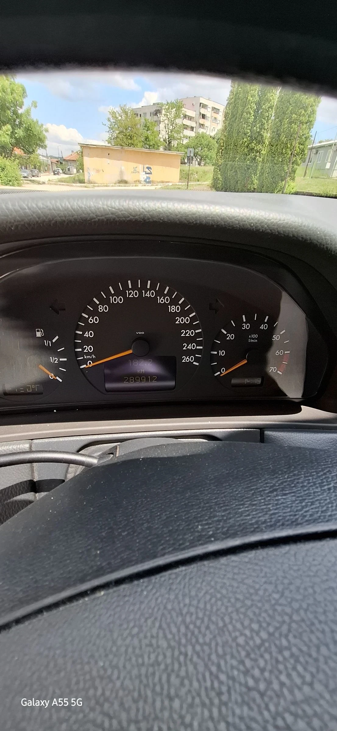 Mercedes-Benz E 240 2.6 - изображение 10