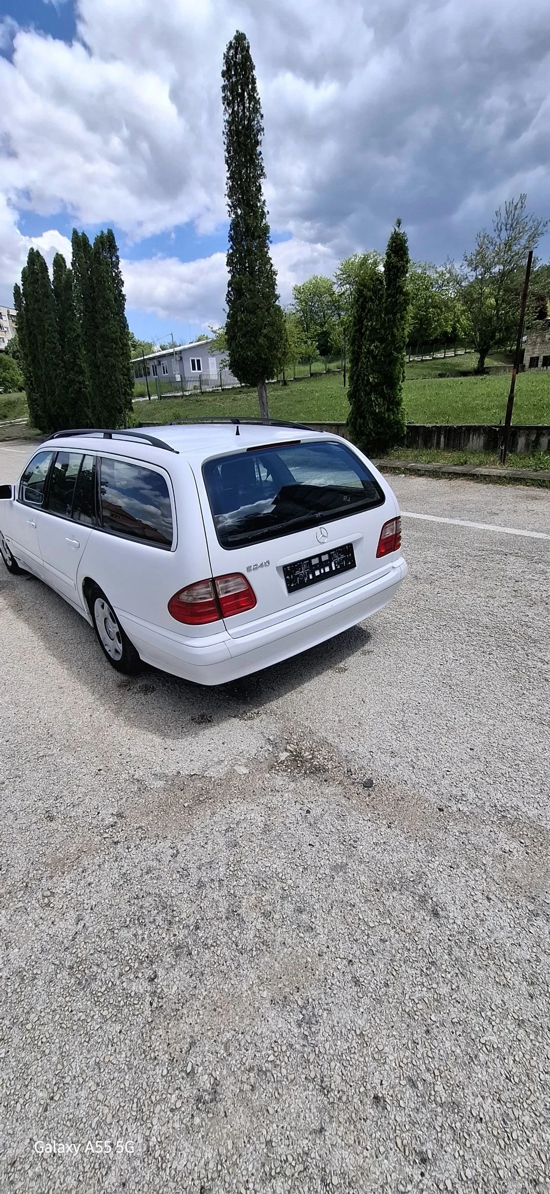 Mercedes-Benz E 240 2.6 - изображение 4