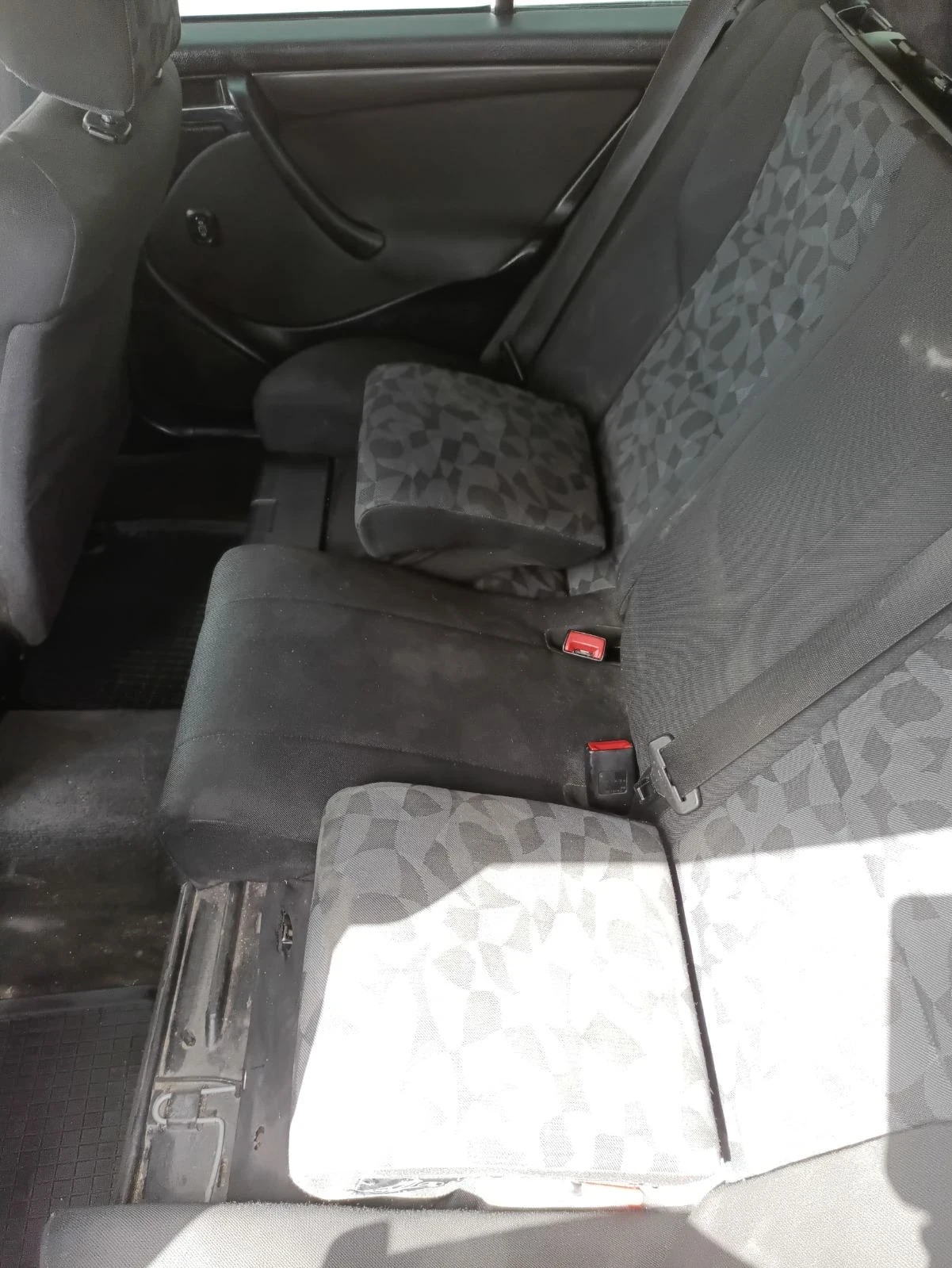 Mercedes-Benz C 200 2.0i газ автомат - изображение 9