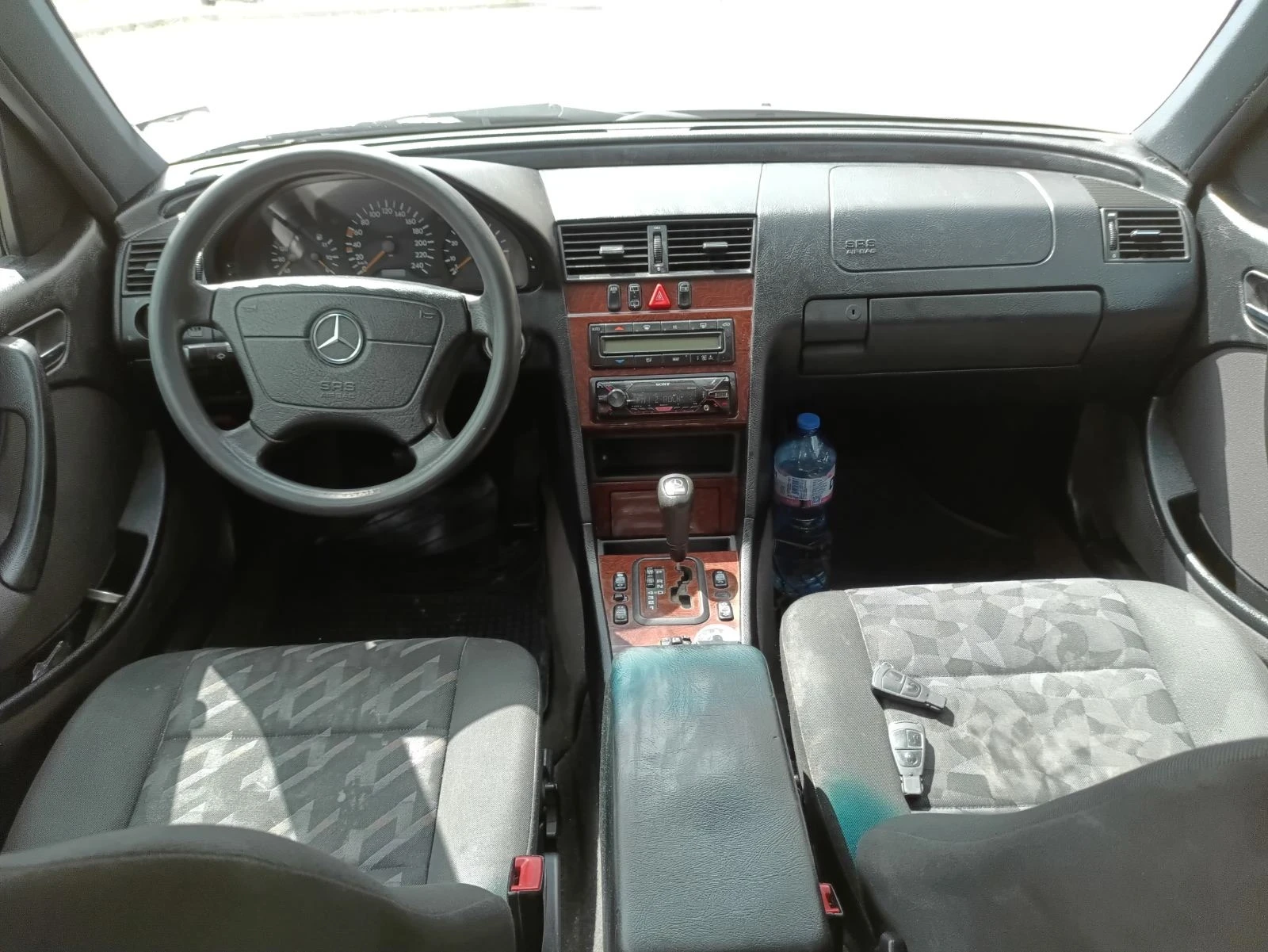 Mercedes-Benz C 200 2.0i газ автомат - изображение 8