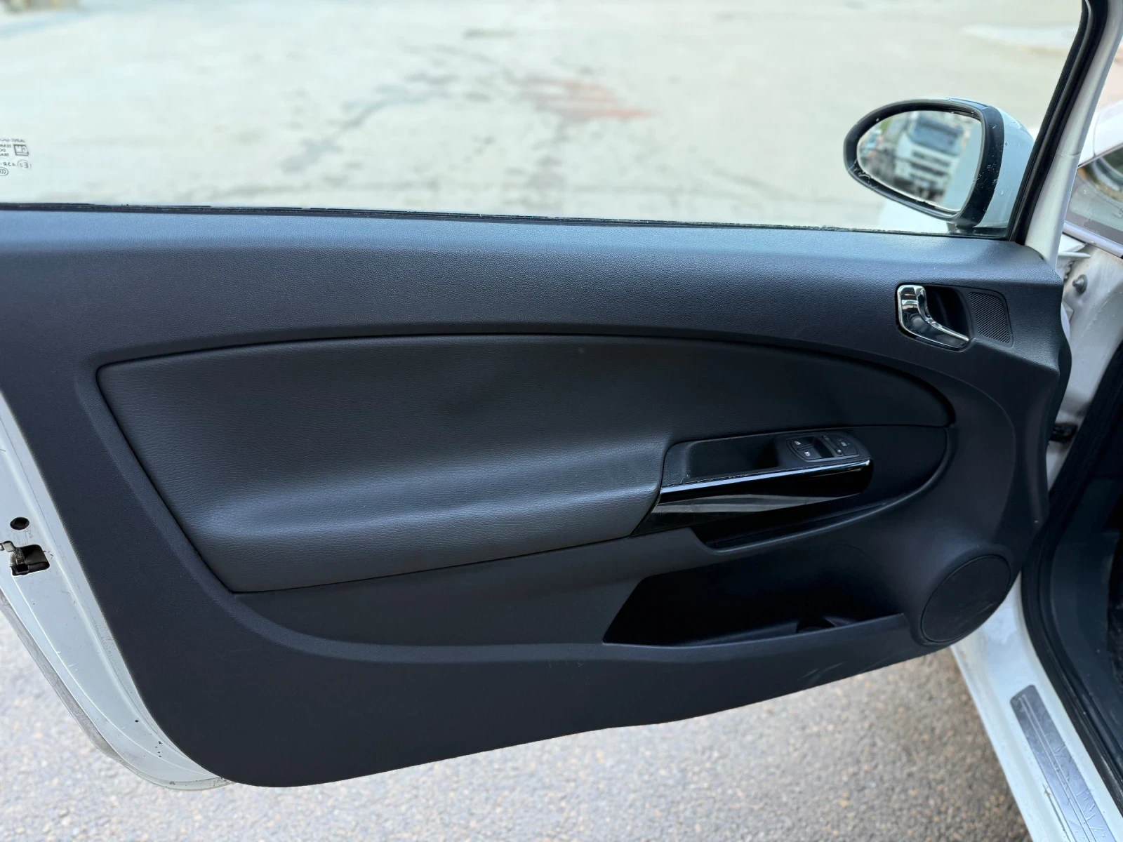 Opel Corsa 1.2 Газ Климатик 2013 Всичко платено - изображение 10
