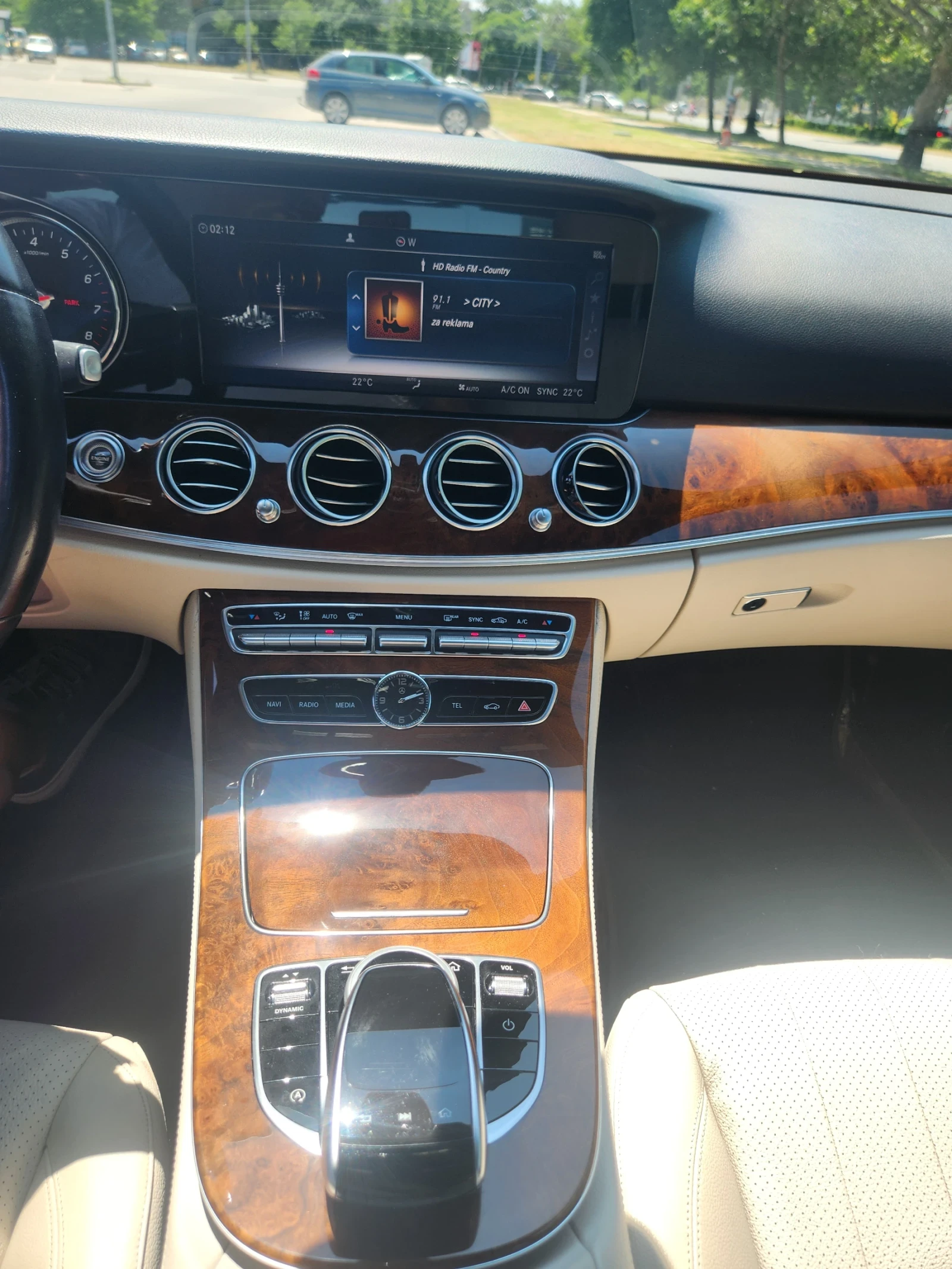 Mercedes-Benz E 300 | Mobile.bg   13