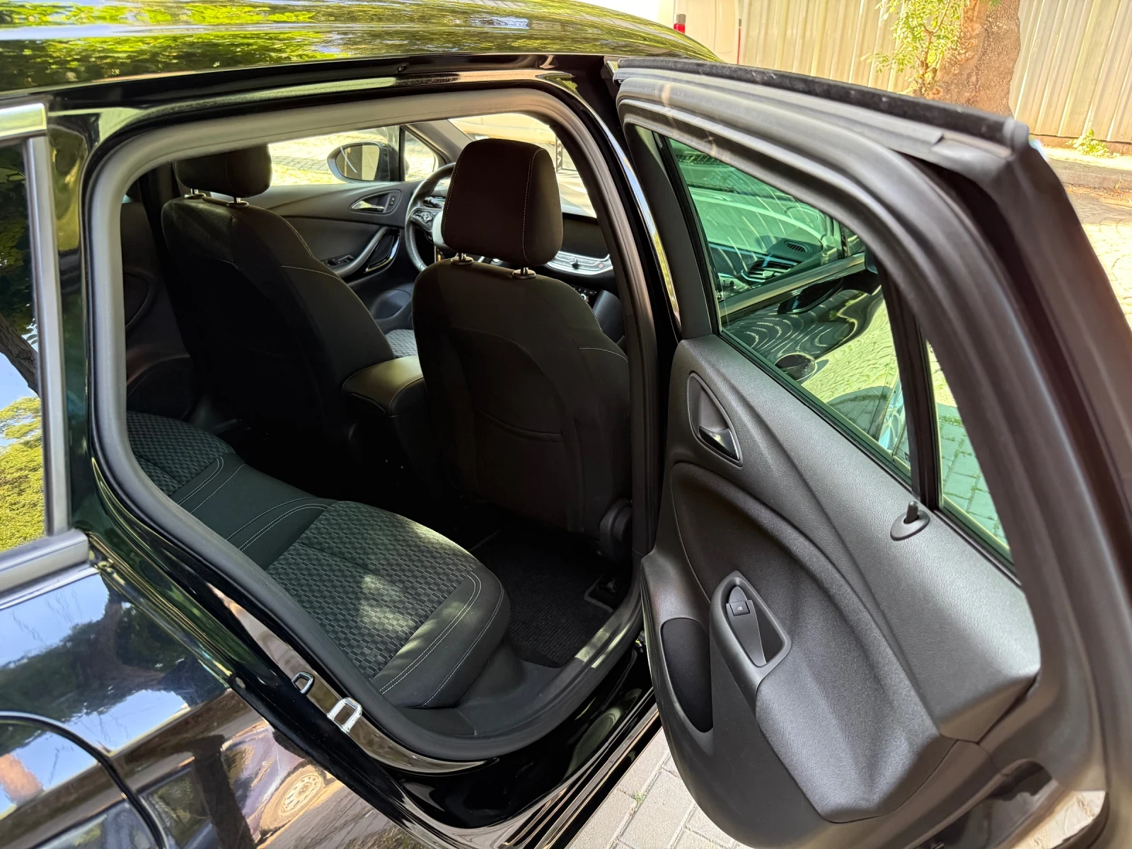 Opel Astra 1, 6CDTI * Sports Tourer*  - изображение 9