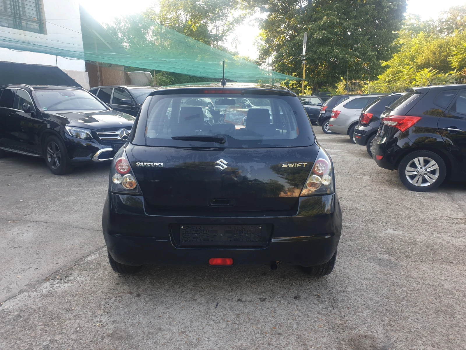 Suzuki Swift 1.3i 16V GL ШВЕЙЦАРИЯ - изображение 6
