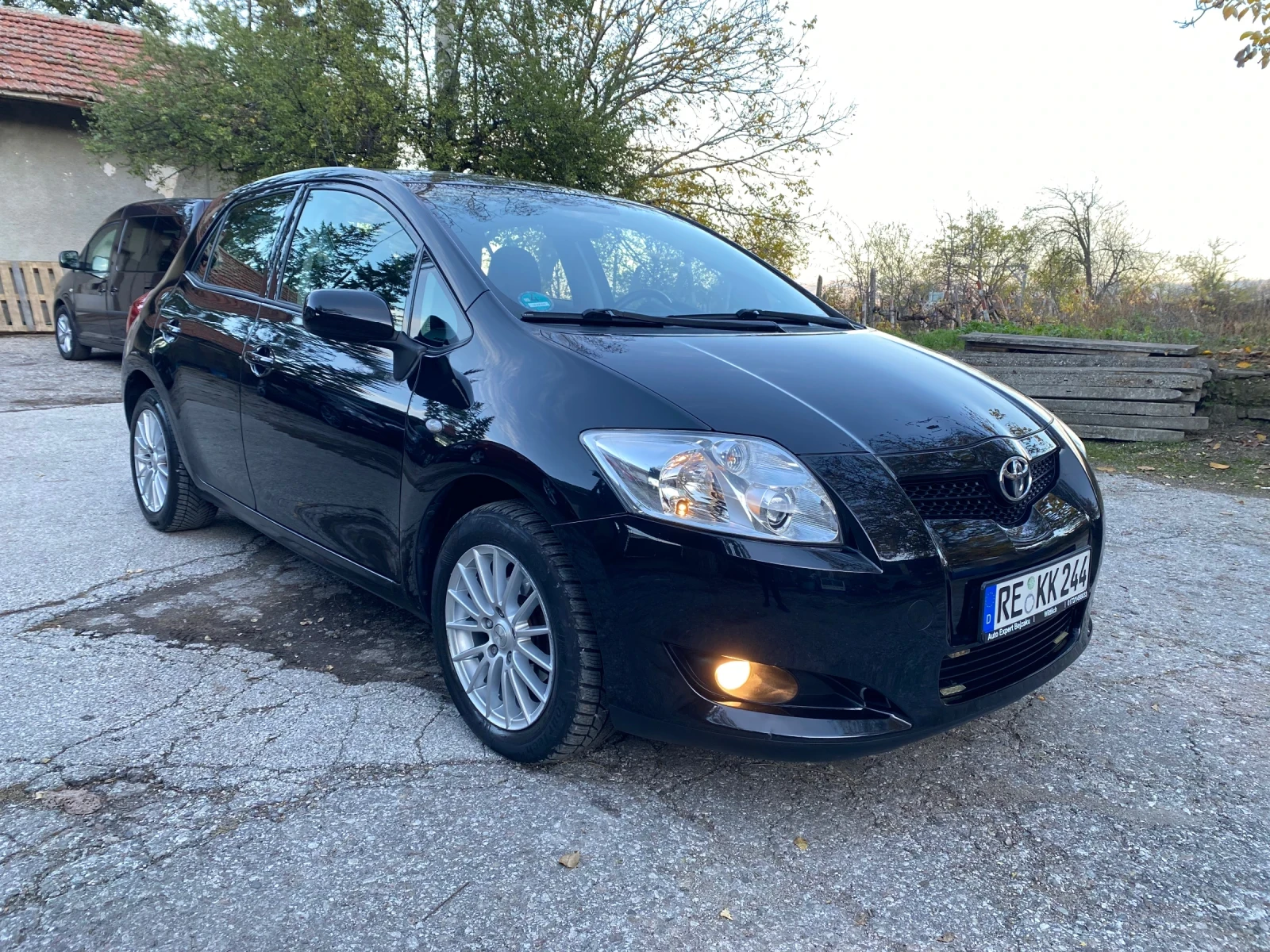 Toyota Auris 1.6  | Mobile.bg   1