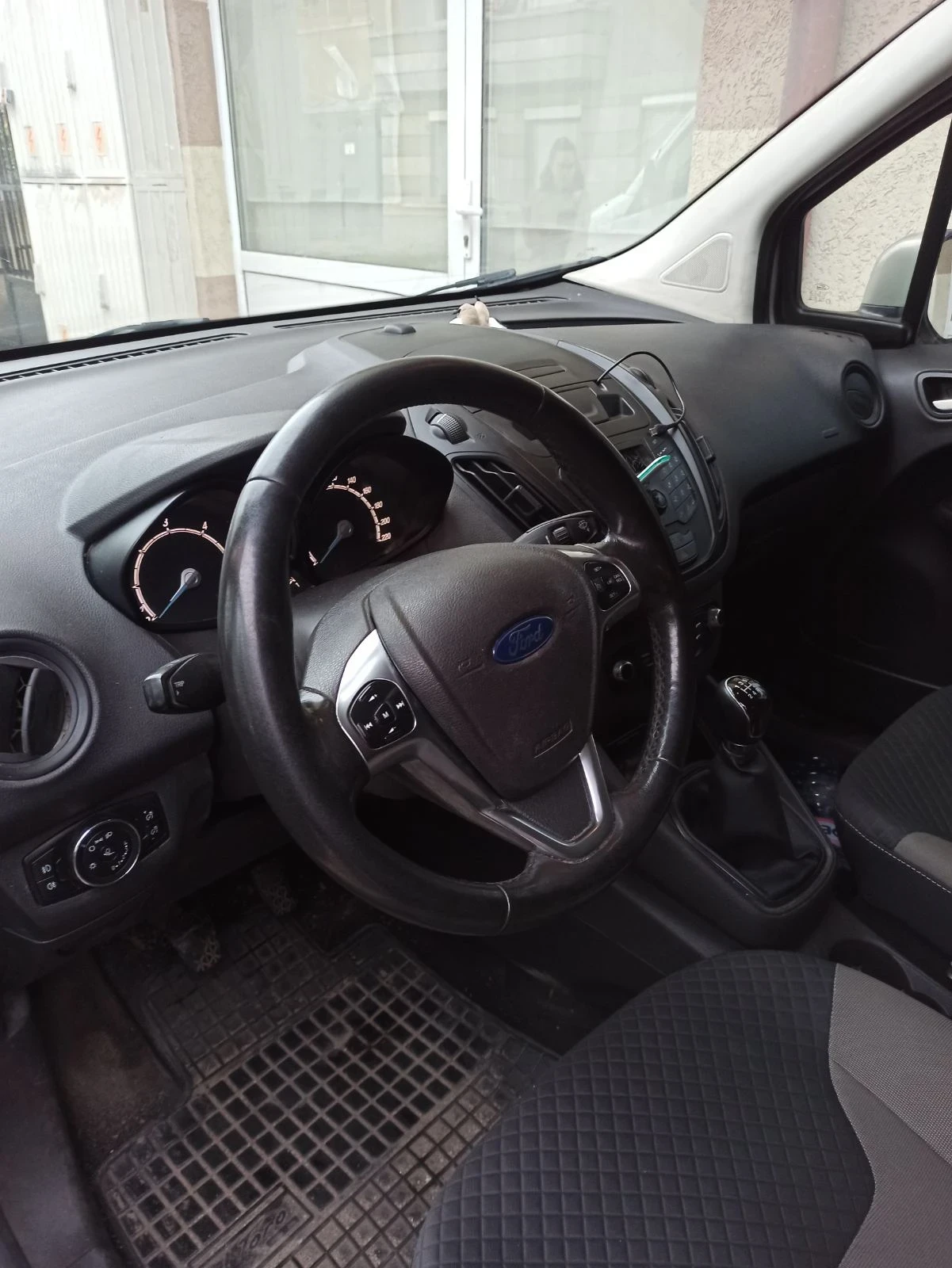 Ford Courier 1.6tdci 5 95hp | Mobile.bg   5