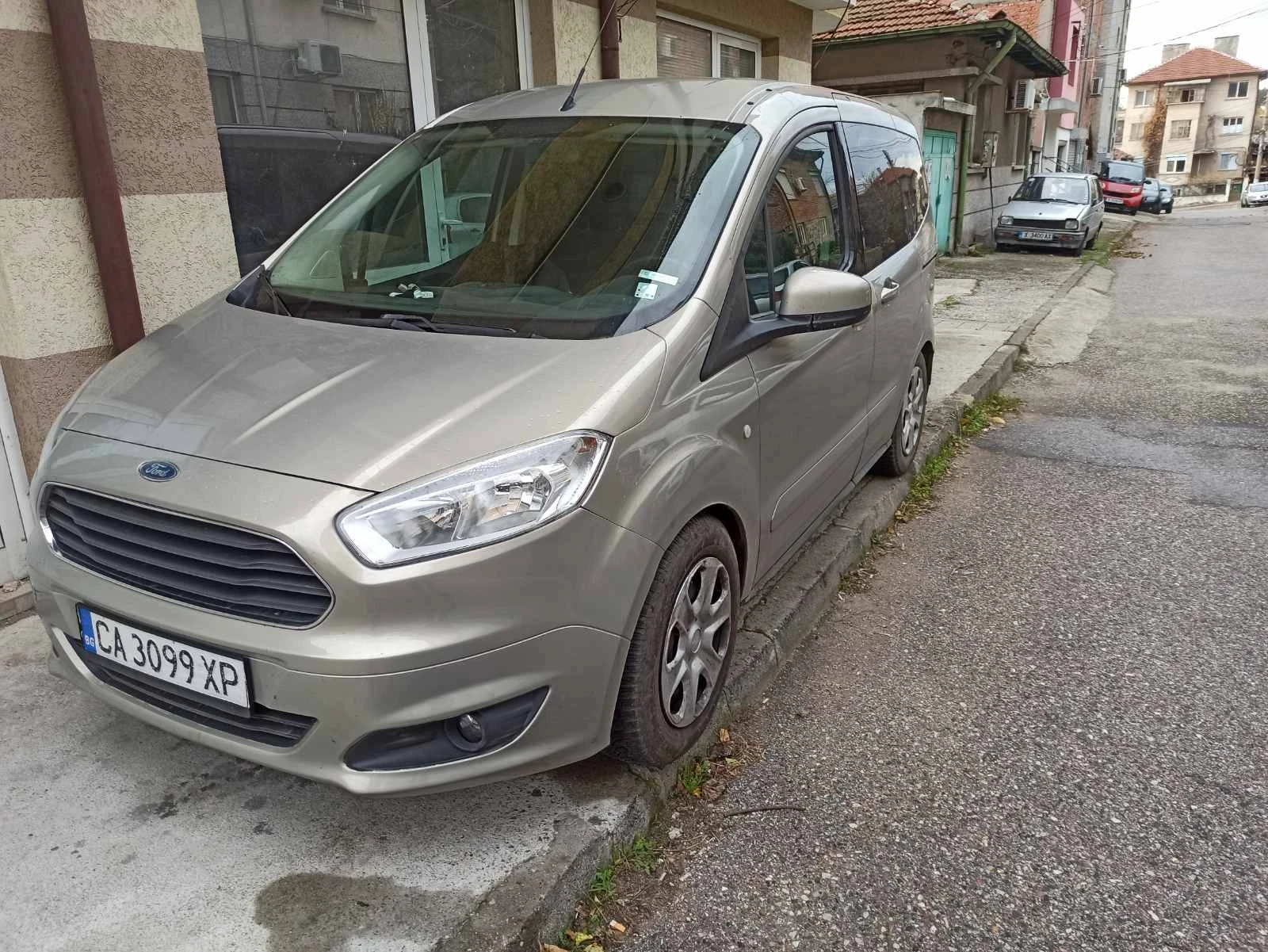 Ford Courier 1.6tdci 5 95hp | Mobile.bg   1