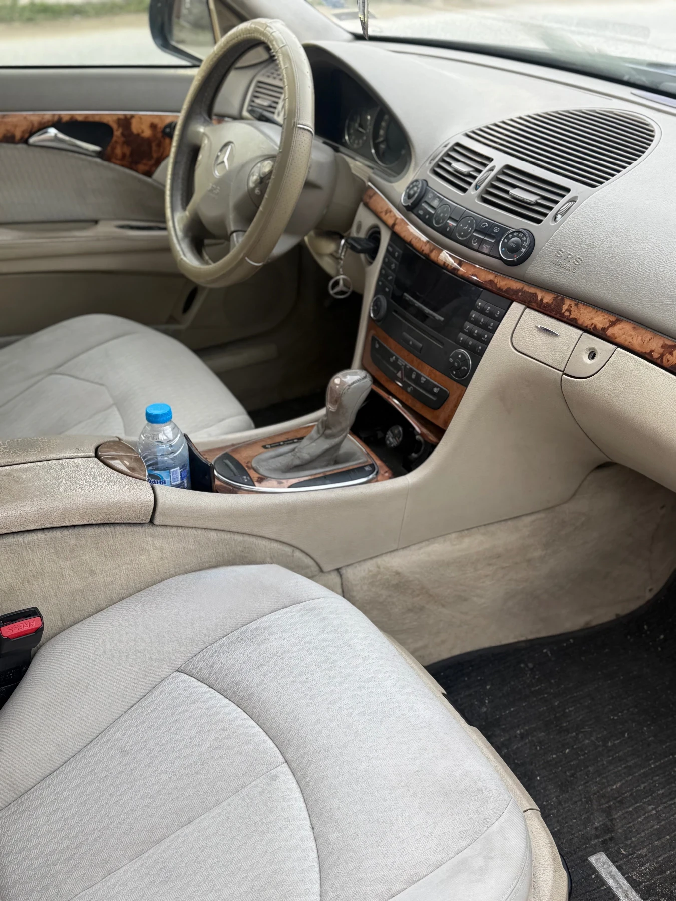 Mercedes-Benz E 220  - изображение 4