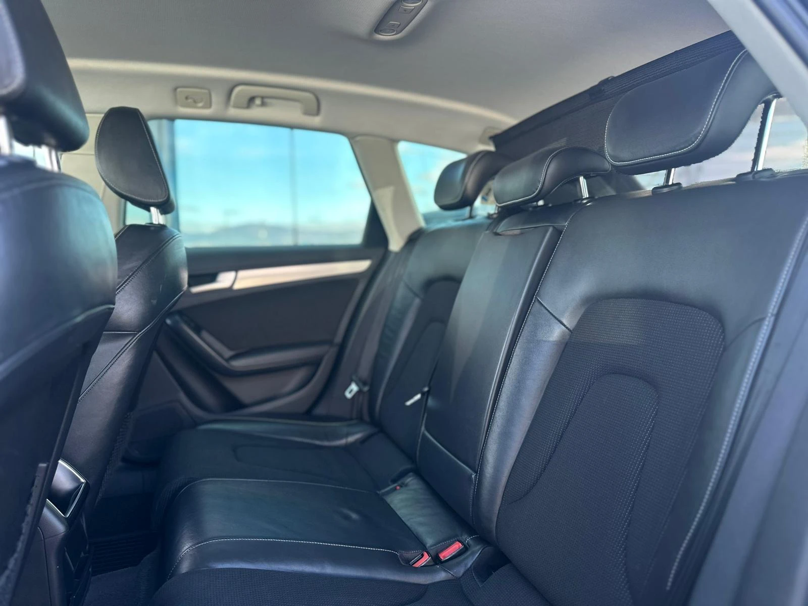 Audi A4 / S-LINE / 2.0TDI / LED / NAVI / TOP / - изображение 10