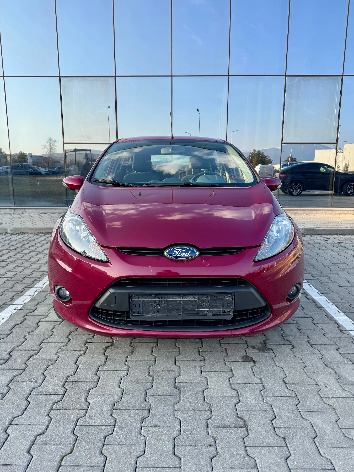 Ford Fiesta 163000km euro5, снимка 2 - Автомобили и джипове - 53742390