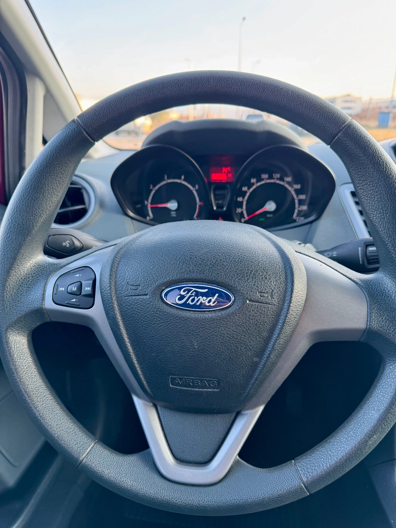 Ford Fiesta 163000km euro5, снимка 11 - Автомобили и джипове - 53742390
