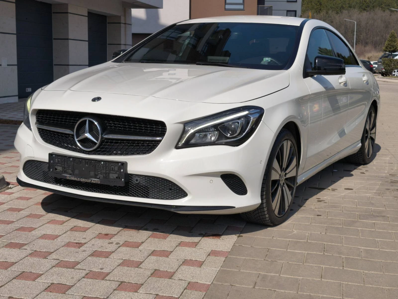 Mercedes-Benz CLA 180 AUTOMATIC EURO6 B, снимка 2 - Автомобили и джипове - 53874210