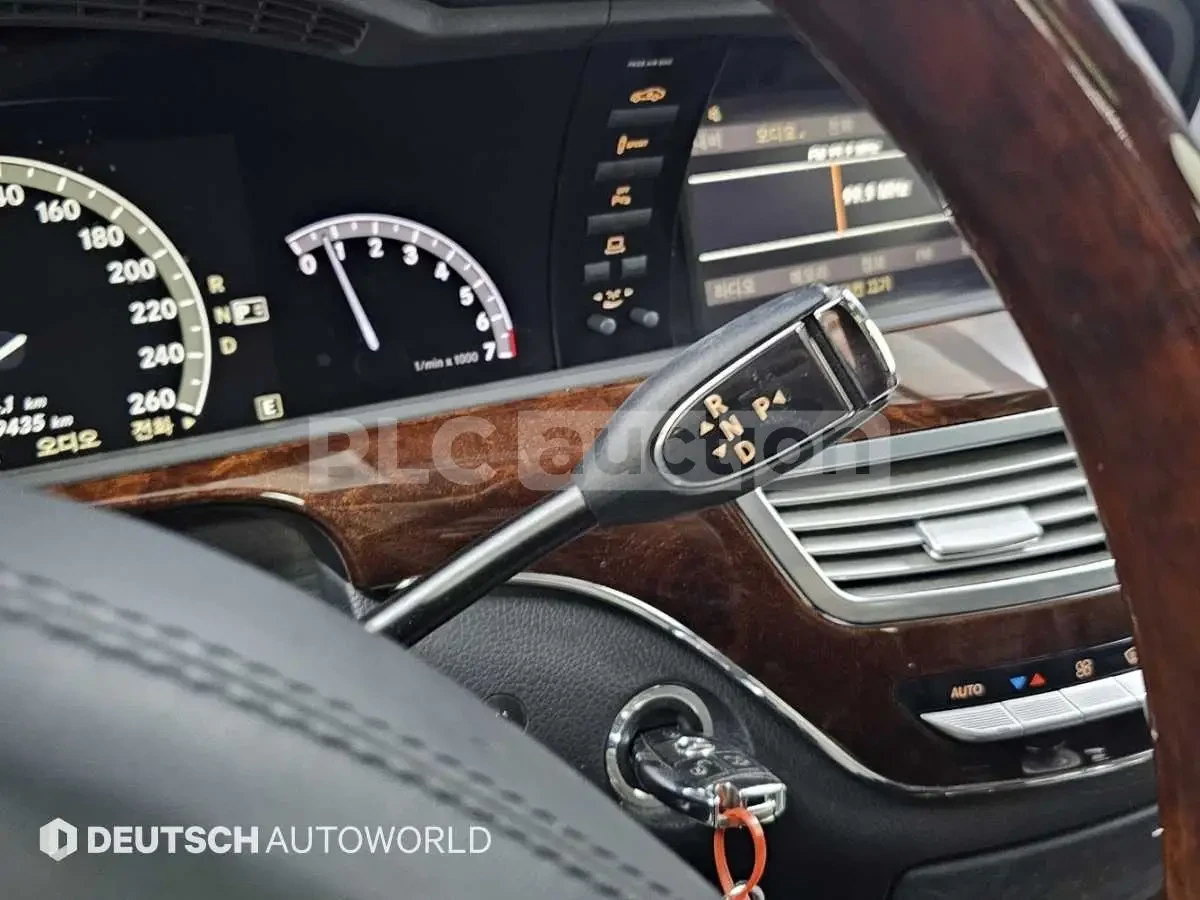 Mercedes-Benz S 350, снимка 9 - Автомобили и джипове - 54126856