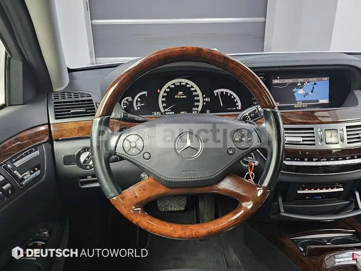 Mercedes-Benz S 350, снимка 13 - Автомобили и джипове - 54126856