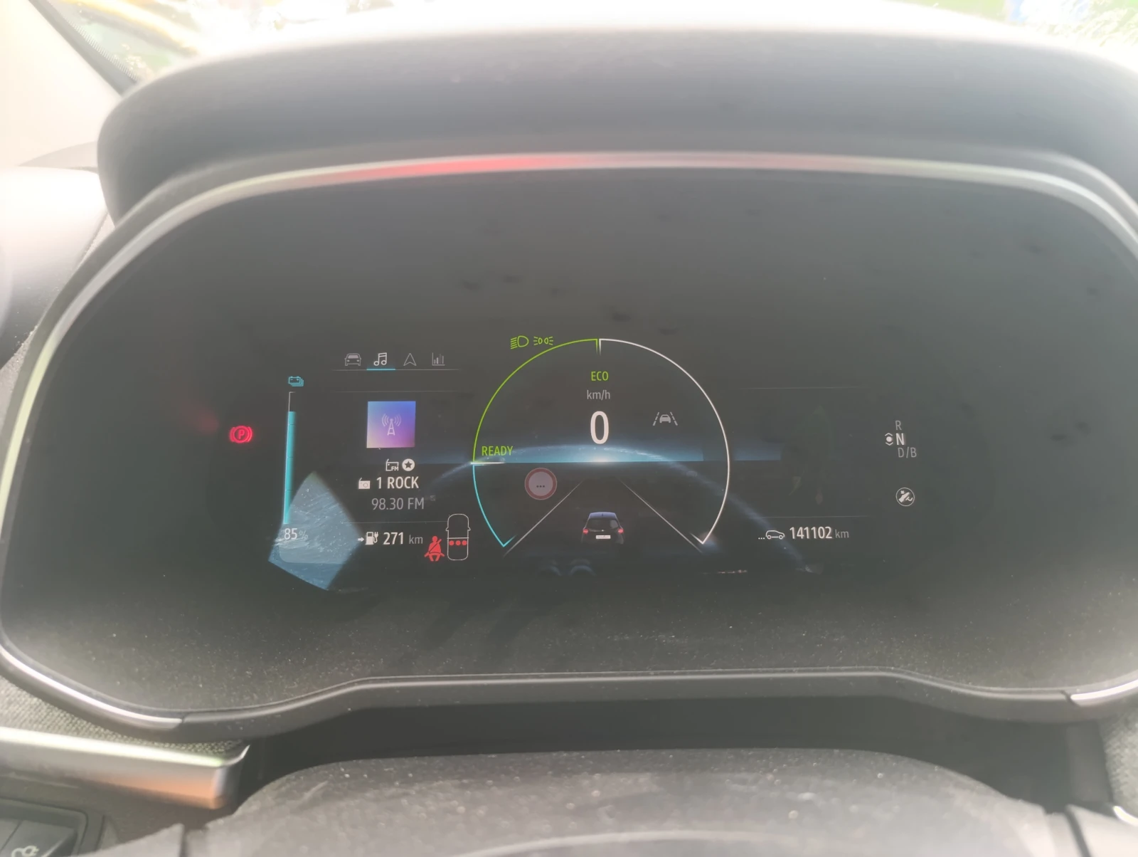 Renault Zoe R135 CCS 92% SoH, снимка 8 - Автомобили и джипове - 54581886