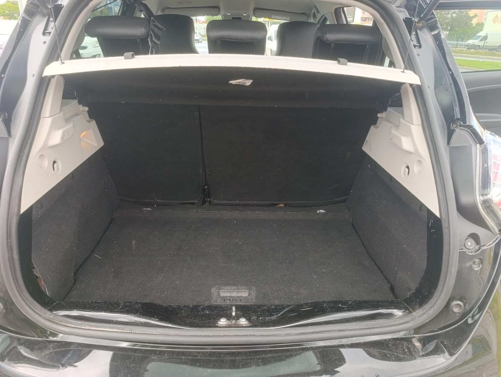 Renault Zoe R135 CCS 92% SoH, снимка 14 - Автомобили и джипове - 54581886