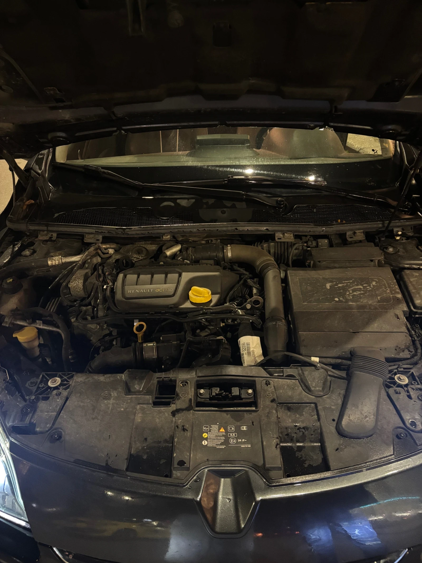Renault Megane 1.6 dci ОБСЛУЖЕНА, снимка 6 - Автомобили и джипове - 54594234