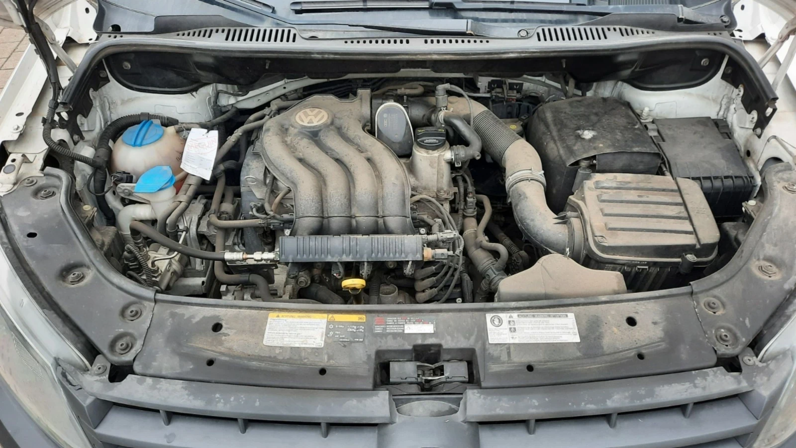VW Caddy 2.0 Метан Фабричен, снимка 10 - Автомобили и джипове - 55009431