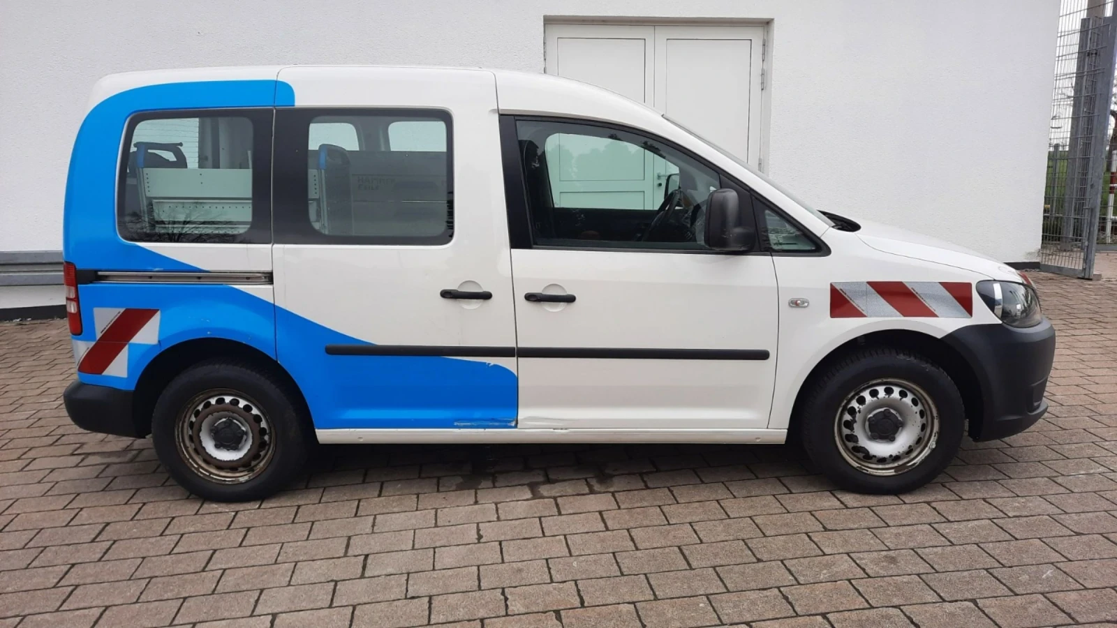 VW Caddy 2.0 Метан Фабричен, снимка 5 - Автомобили и джипове - 55009431