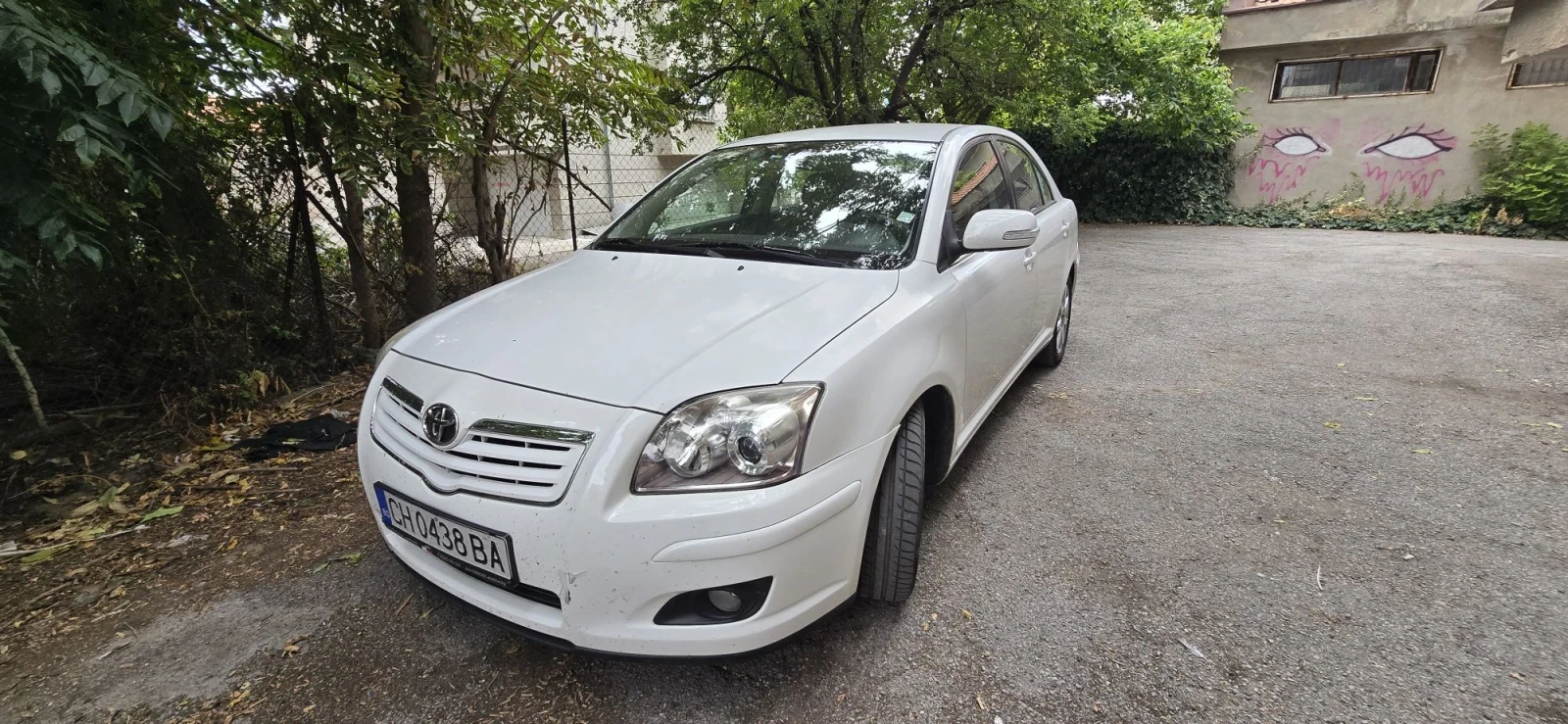 Toyota Avensis 2.4 бензин; Автомат; 2 ключа; 2 комплекта гуми