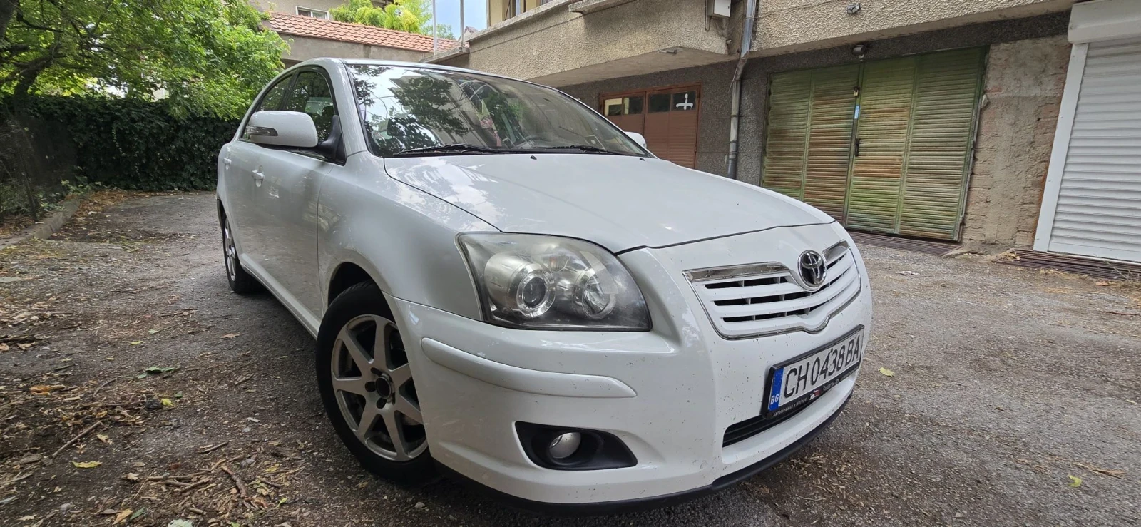Toyota Avensis 2.4 бензин; Автомат; 2 ключа; 2 комплекта гуми, снимка 6 - Автомобили и джипове - 56164185