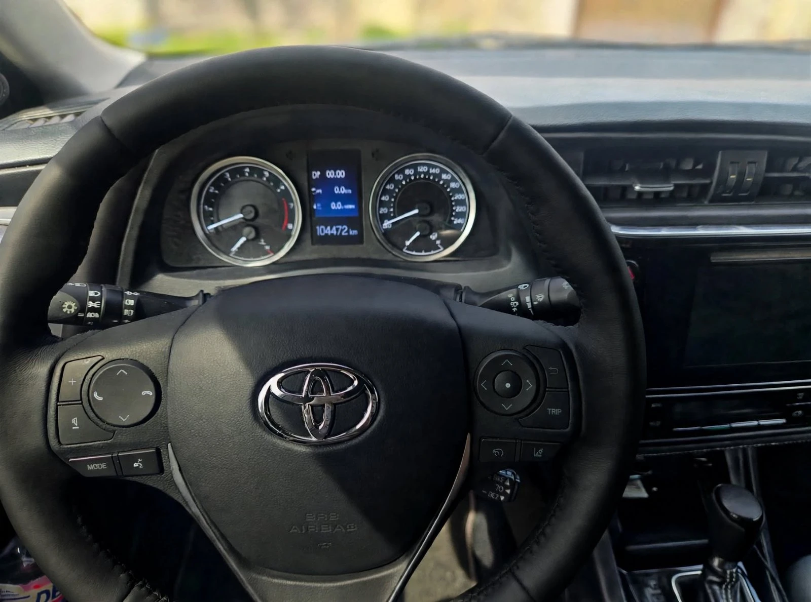 Toyota Corolla 1.6 Valvematic (132к.с.), снимка 4 - Автомобили и джипове - 56298564