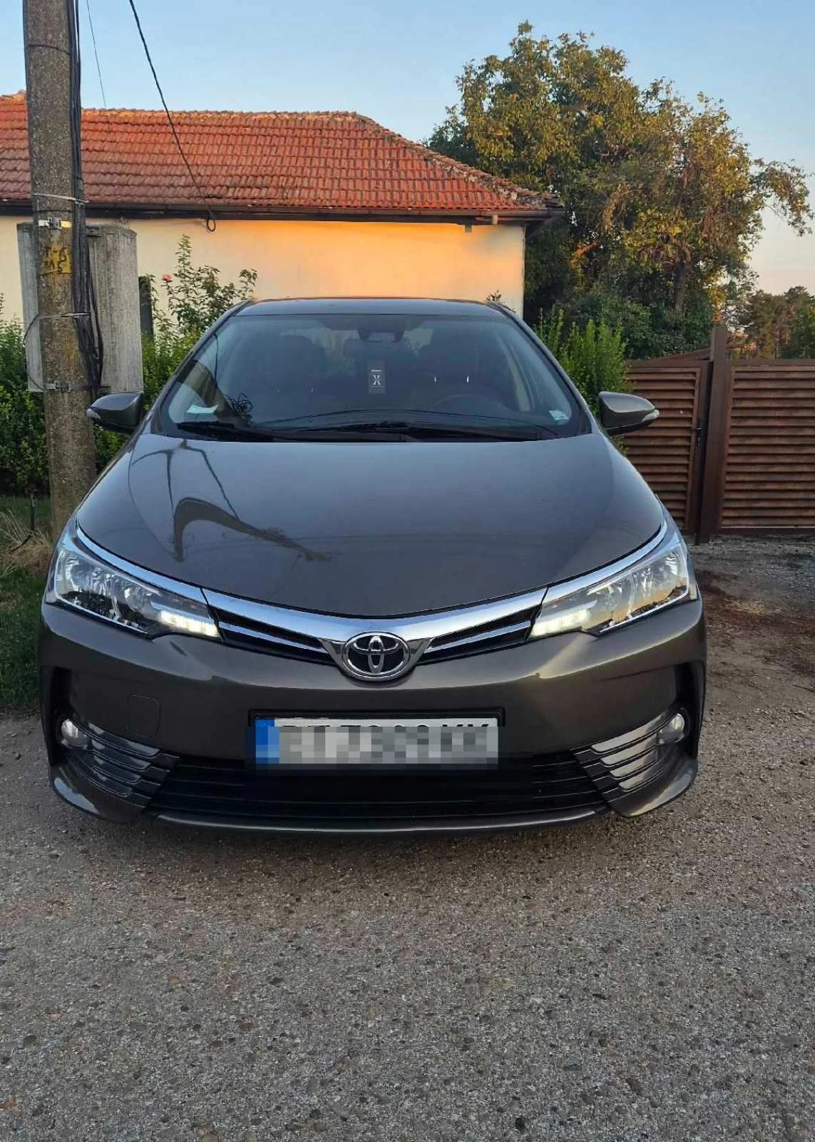 Toyota Corolla 1.6 Valvematic (132к.с.)