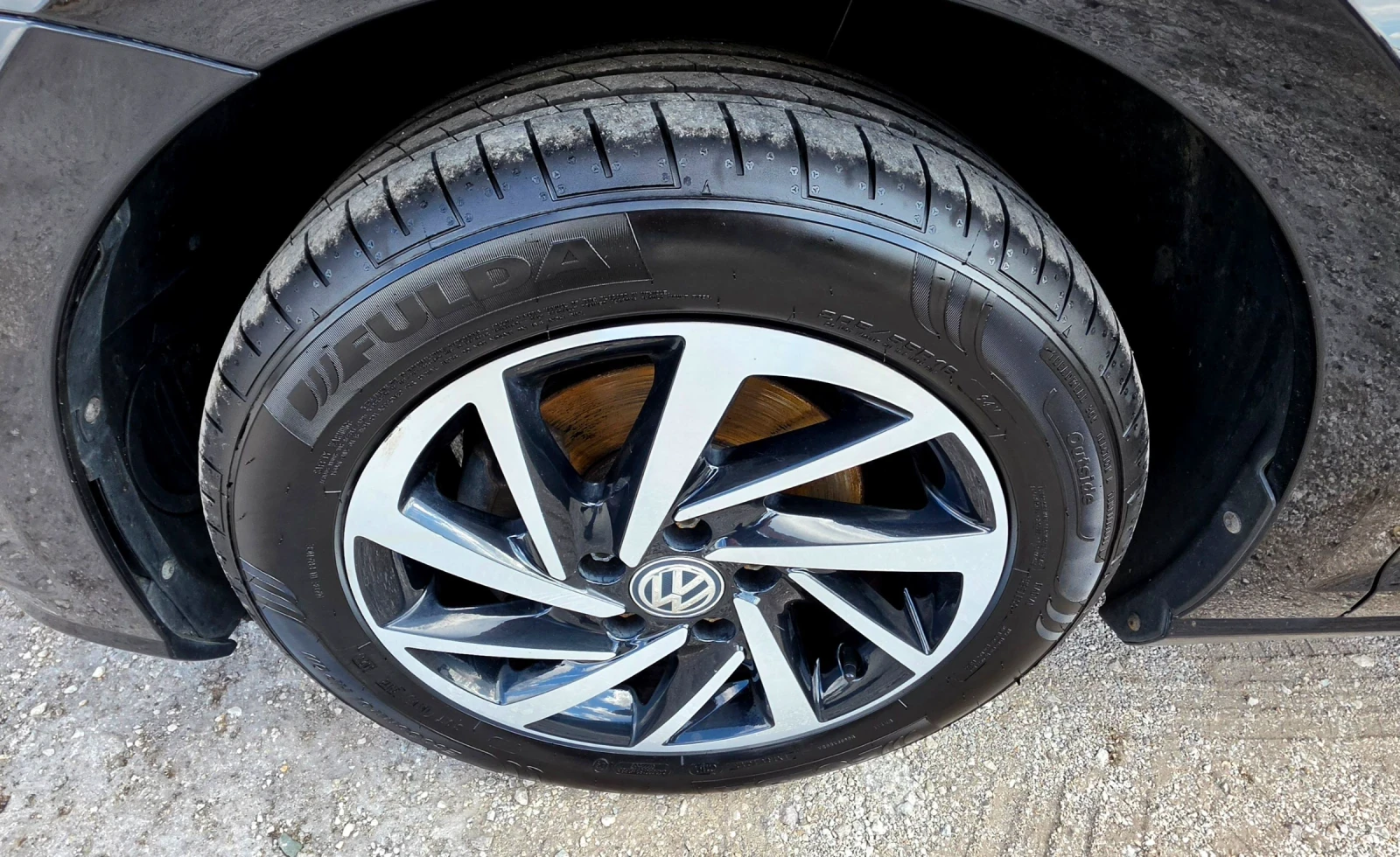 VW Golf 1.6tdi 116k.c., снимка 16 - Автомобили и джипове - 56313623