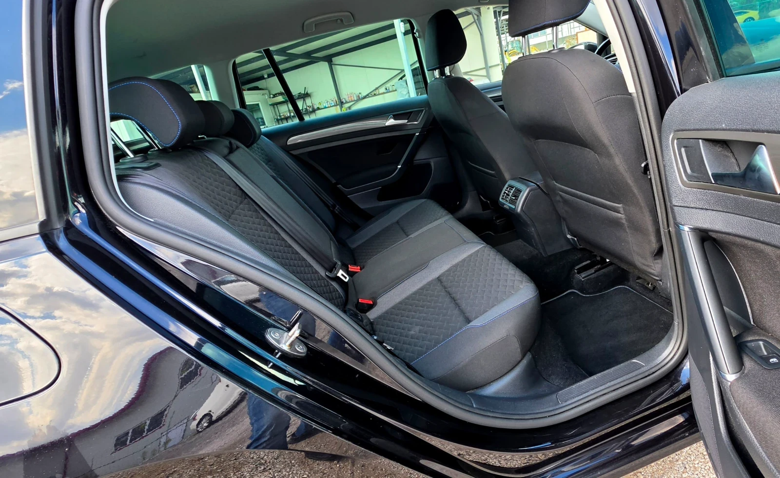 VW Golf 1.6tdi 116k.c., снимка 12 - Автомобили и джипове - 56313623