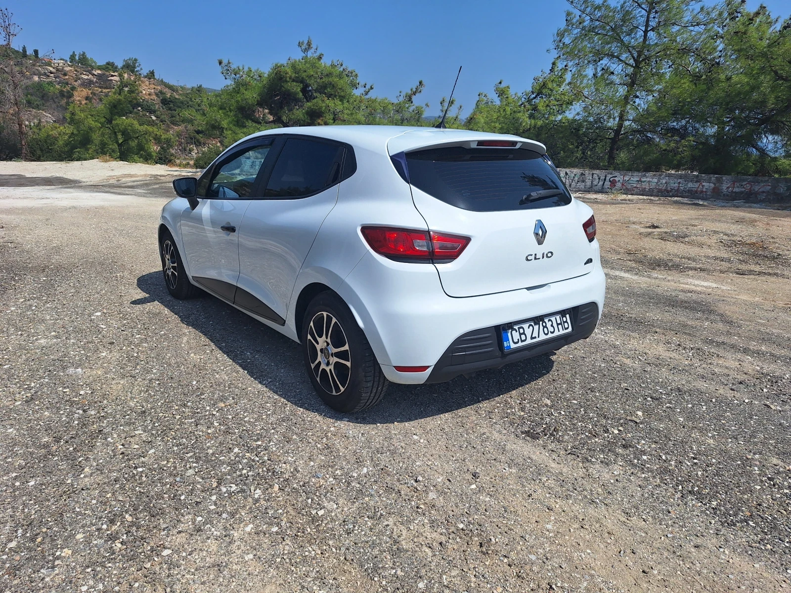Renault Clio 1.5 dci, снимка 3 - Автомобили и джипове - 56433200