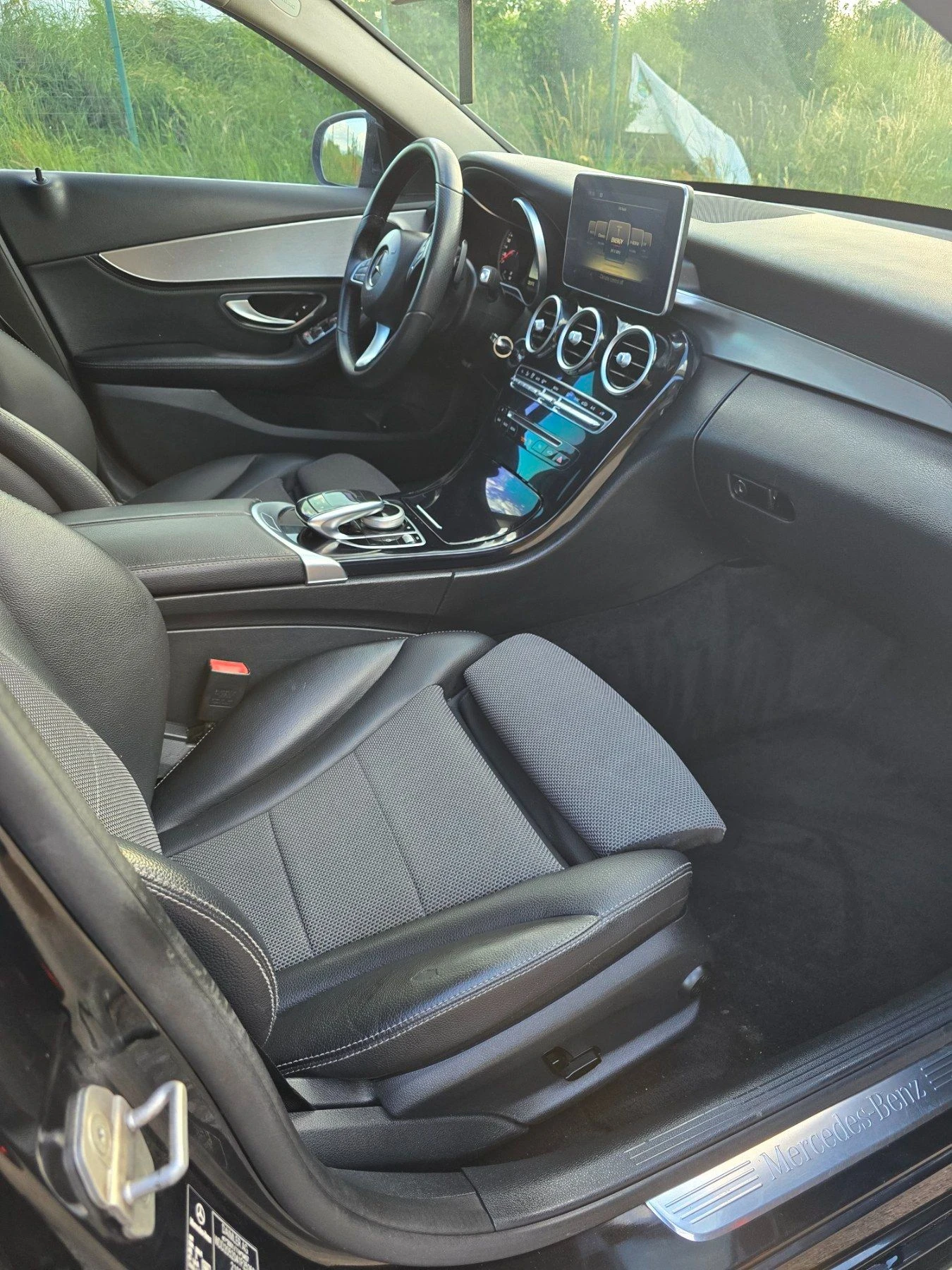 Mercedes-Benz C 220 2.2 , снимка 8 - Автомобили и джипове - 56480950