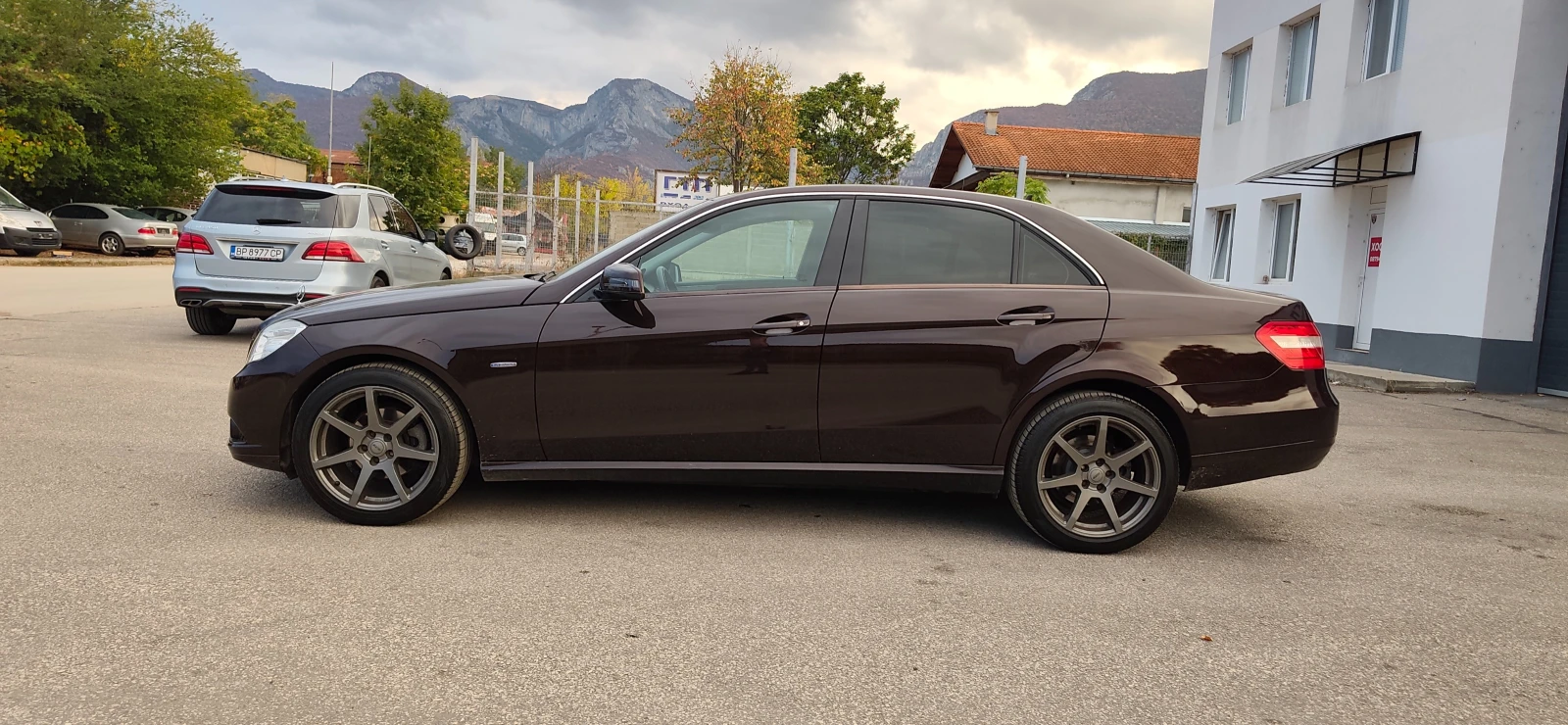 Mercedes-Benz E 220 170�.� | Mobile.bg � ����������� 5