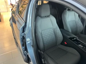 Toyota C-HR 2.0* Bitone, снимка 7